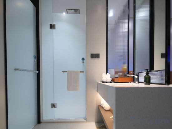 Others 3, Huanyue Hotel (Jingmen Baimeng Huigu Yiwei Branch), Jingmen