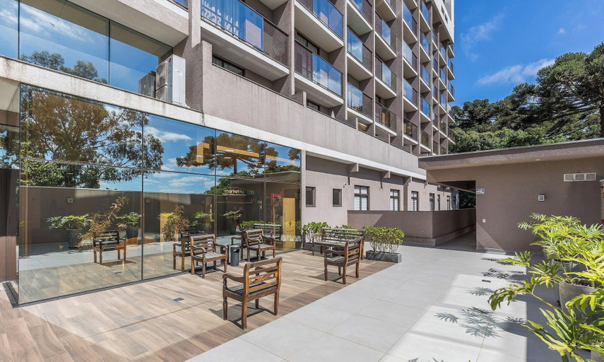 Outdoor dining 4, Studio in Condominium w/ Gym and Laundry Eco0304, Curitiba