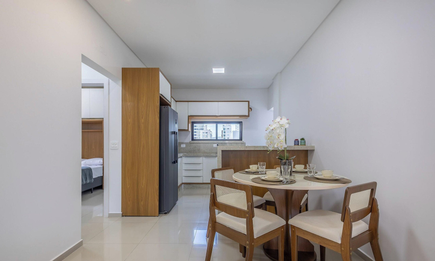 Dining, Apt. w/ 2 Suites, BBC and 650m fr/ the sea Rgo0301, Itapema