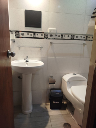 Bathroom 2, SAMANA INN, Arequipa