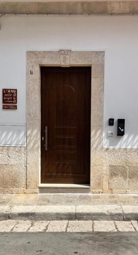 Exterior & Views, L angolo delle bugie, Bari