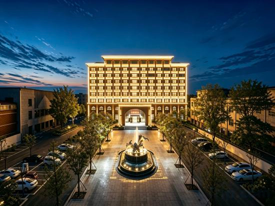 Hotel Exterior, Jiaxian ·  YUYUAN COURTYARDHOTEL (Jiaxian Coach Station), Pingdingshan