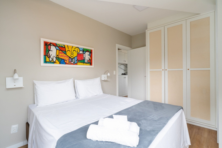 Room 4, Apt Foot in the Sand in Jurere Jbm201, Florianopolis