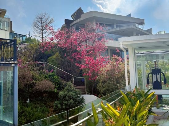 Hotel Exterior 3, Nefertiti Cliff Sea View Villa, Dali Bai