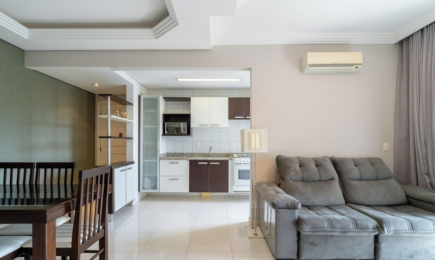 Living area 2, Apto 2 Qtos c/ Churrasq. a 650m da praia ESP0301, Florianopolis