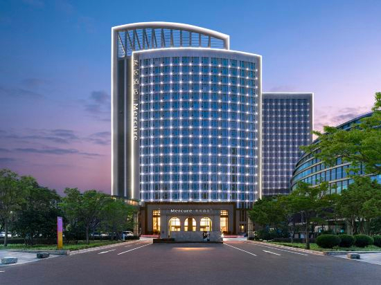 Hotel Exterior 2, Mercure Hotel (Luoyang Longmen High-Speed Rail Station Municipal Government Branch), Luoyang