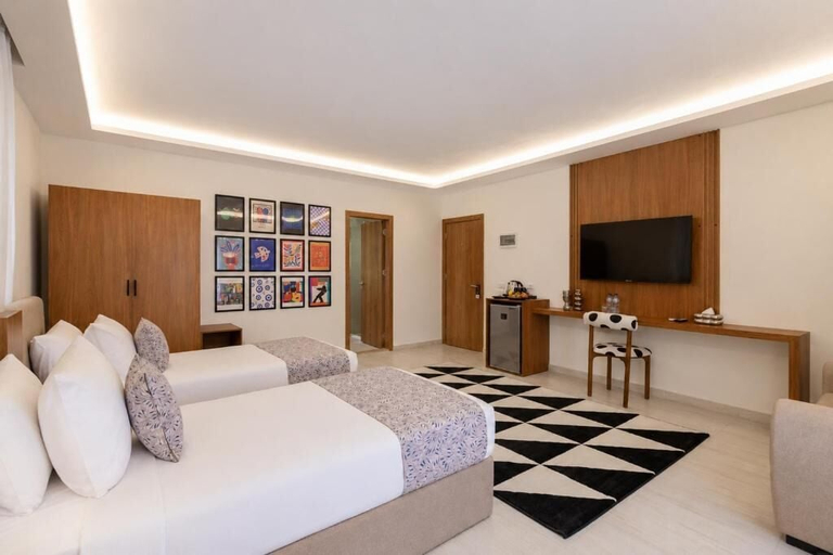 Room 3, Seven Stays Centric West, Sheikh Zayed