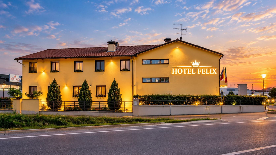 Exterior & Views 2, Felix, Vicenza
