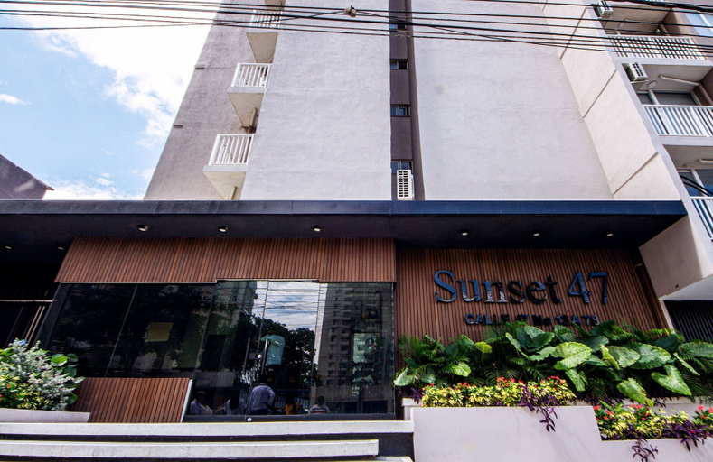 Exterior detail, U-GO Sunset 47, Cartagena de Indias