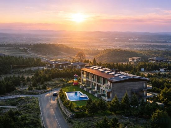 Hotel Exterior 5, Splendid Mountain · Rustic Luxury Retreat (at Yuhu Village, beneath Jade Dragon Peak), Lijiang
