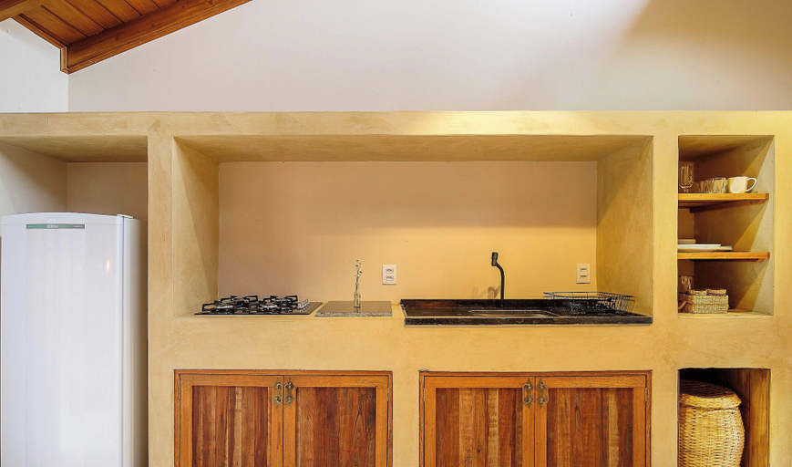 Private kitchen 4, House With Valley View Near the Center - Mrv0001, Imbituba