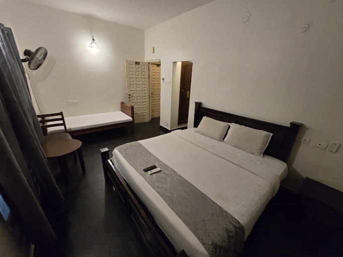 Room 3, Grace Residency, Madurai