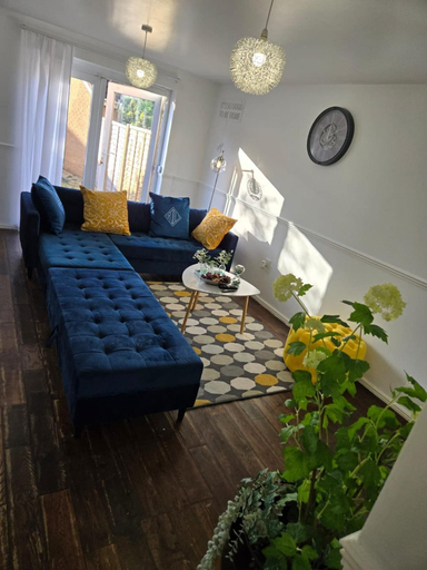 Living area 5, West Winds Sleeps 4 With Garden, Staffordshire