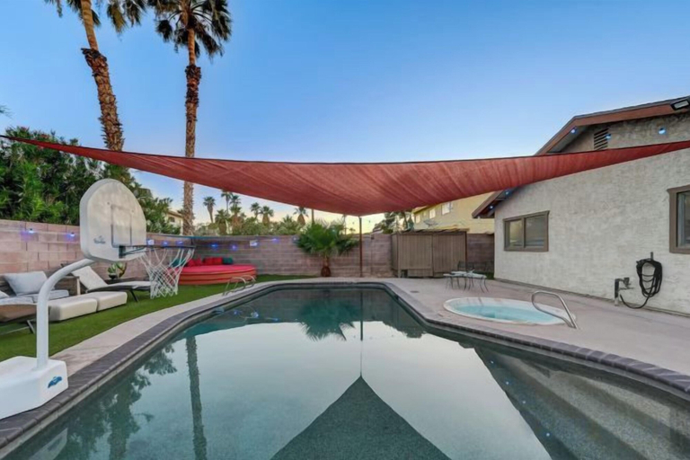 Pool 4, Strip-Side Villa, 6 Beds, Pool, Mini Golf, Karaoke, Clark