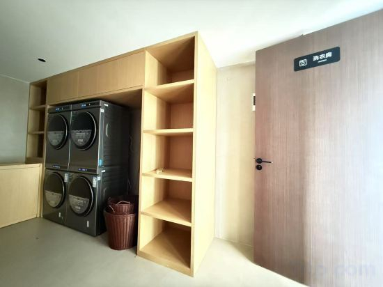 Fitness & Recreational Facilities