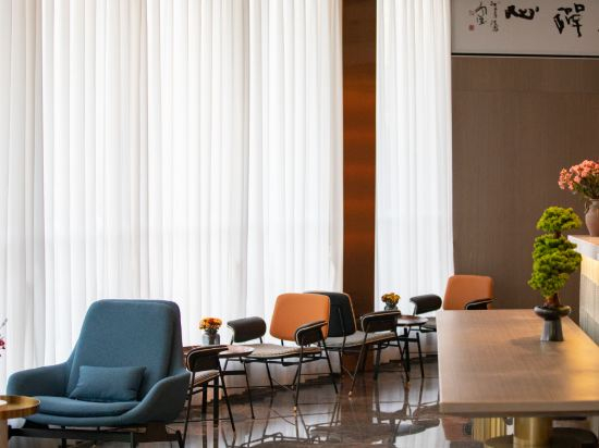 Hotel Interior/Public Areas