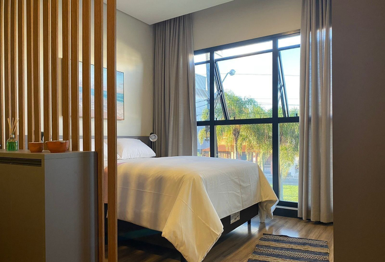 Room, Modern Studio w/ Family in English Sti105, Florianopolis