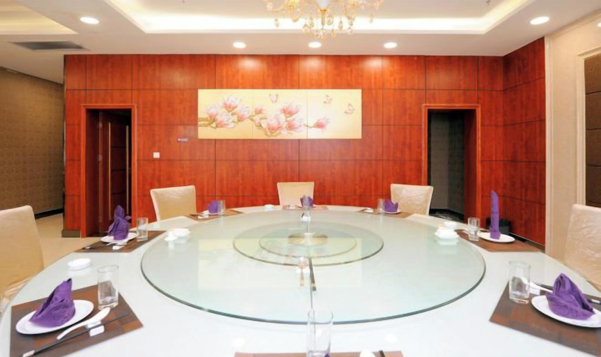 Food & Drinks 5, Yijiang Hotel, Tacheng