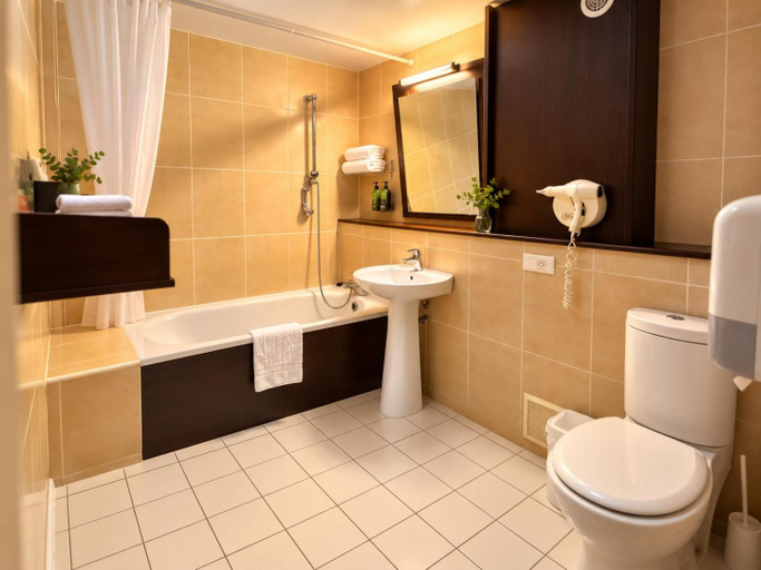 Bathroom 4, Hotel Inn Design Le Havre Nord Montivilliers, Seine-Maritime