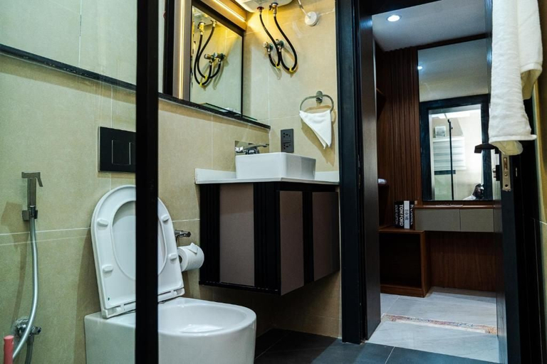 Bathroom 2, Aurum Hotel By Missouri, AbujaMun