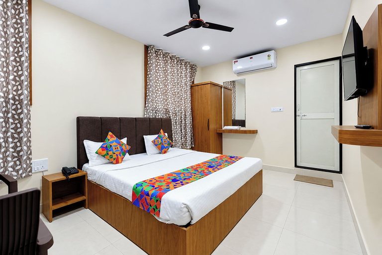 Room 4, FabHotel Jagruti Inn, Bhopal
