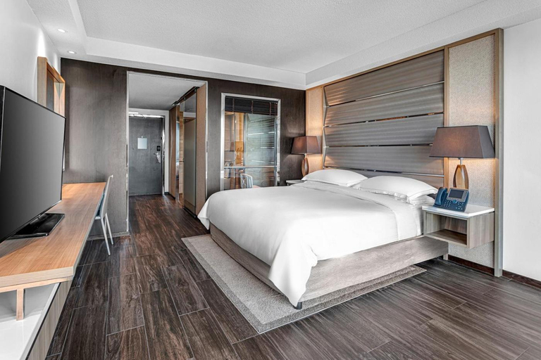 Bedroom 3, Resorts World Bimini