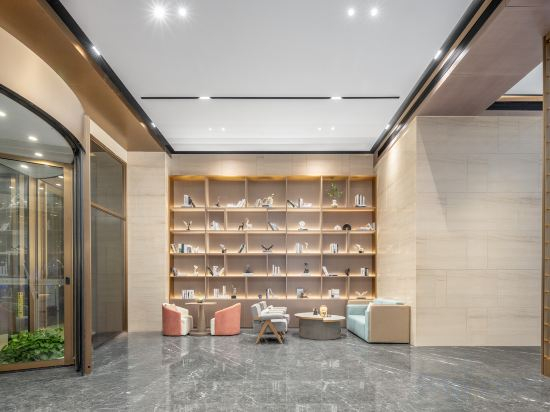 Hotel Interior/Public Areas