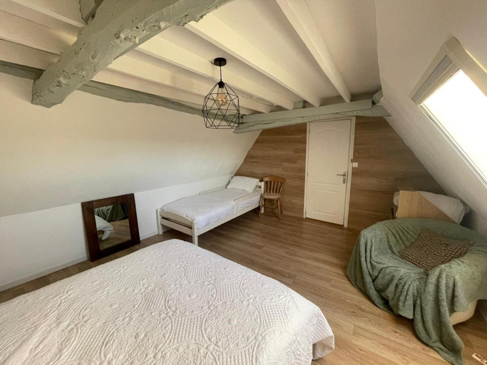Room 2, Cottage in Correze With Garden Views, Corrèze