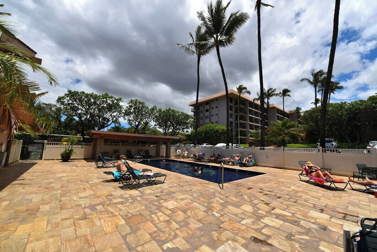Outdoor pool 4, Cozy Condo Near Beach w Ocean View Pool - Kihei Akahi C616, Maui