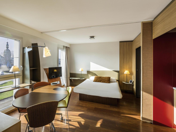 Bedroom 2, Adagio Nantes Centre Aparthotel, Loire-Atlantique