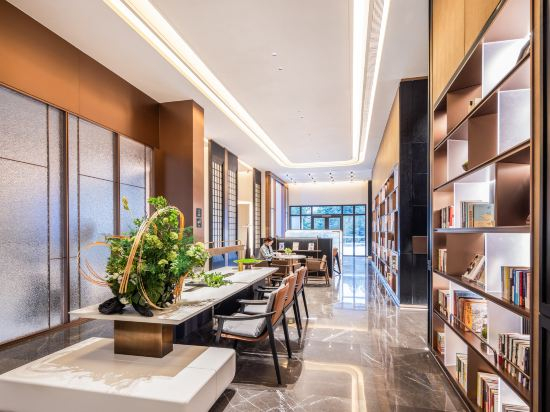 Hotel Interior/Public Areas 5, Atour Hotel Yantai Zhifu Station Red Star Macalline, Yantai