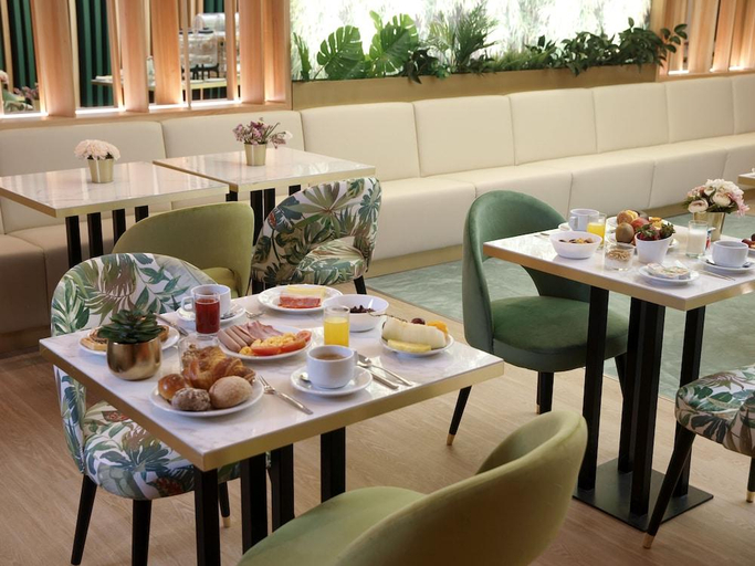 Food & Drinks, New Style Lisbon Hotel, Lisbon