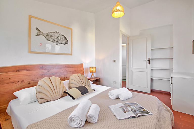 Room 2, Villa Janela Escape & Retreat, 30m From the Beach, Grosseto