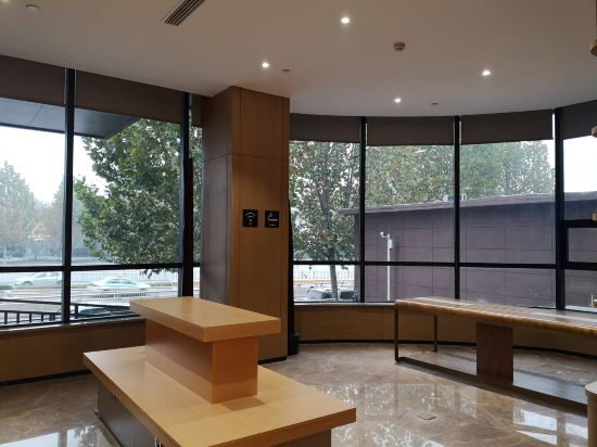 Hotel Interior/Public Areas