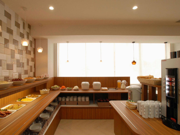 Food & Drinks 3, AB Hotel Tahara, Tahara