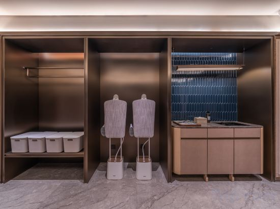 Hotel Interior/Public Areas