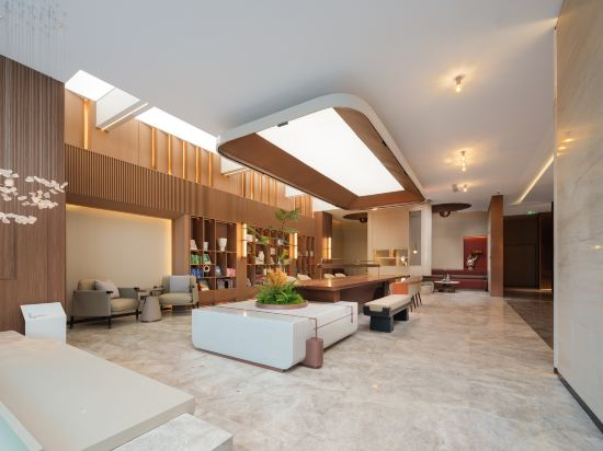 Hotel Interior/Public Areas