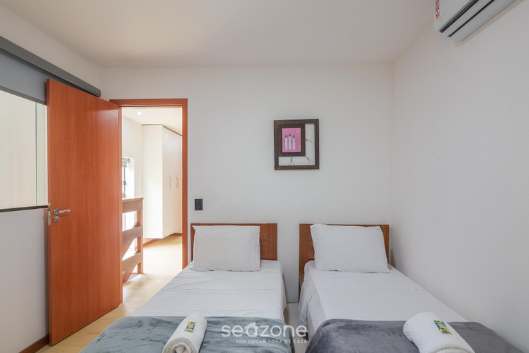 Room 2, 3-br apt in Condominium w Pool in Imbassai Svi0001, Mata de São João