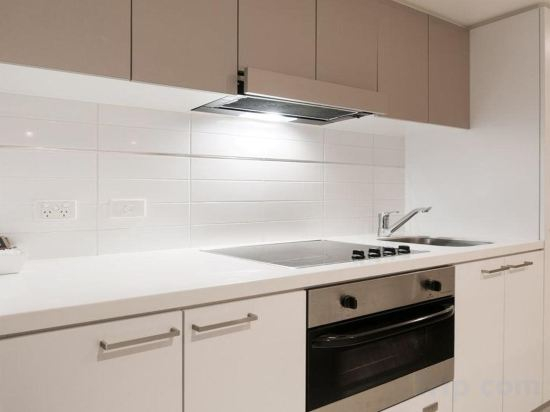 Others 5, Oaks Adelaide Horizons Suites, Adelaide