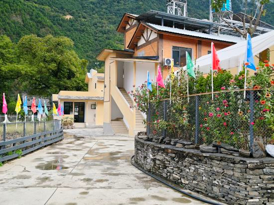 Hotel Exterior 5, Boye Guesthouse, Nujiang Lisu