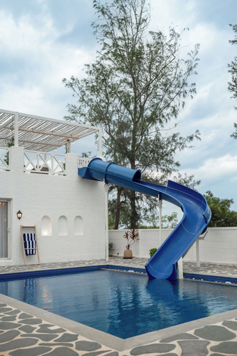 Pool 4, ELIVAAS Prive Casa Santorini 2BHK Villa, Kancheepuram