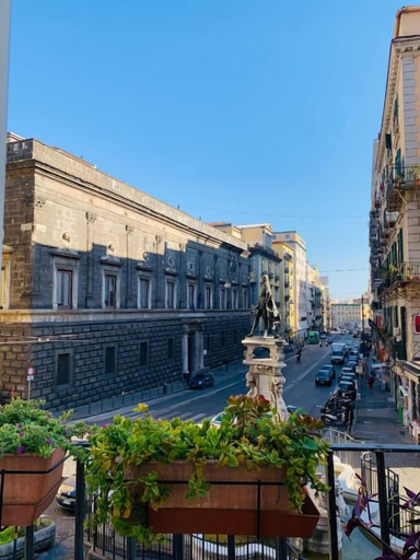 Balcony 4, A Casa di Anna, Napoli