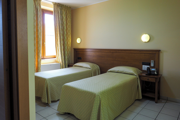 Room 5, Hotel Ristorante da Santina, Frosinone