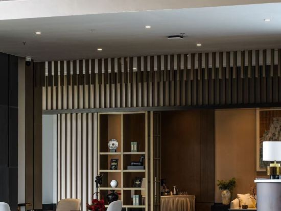 Hotel Interior/Public Areas