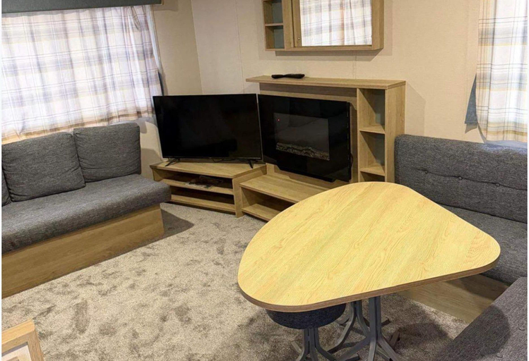 Living area 5, 3 Bed Caravan - Free Parking & Pet-friendly, Lancashire