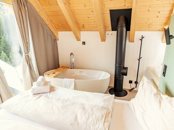 Room 2, Cabin in Niederwolz With Sauna, Murau
