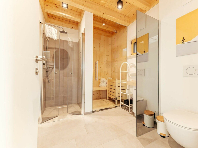Bathroom 5, Chalet # Rfl006 for 2 People With Sauna, Murau