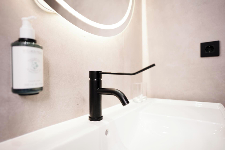 Bathroom 5, Alora Hotel Madrid Alcorcón, Madrid