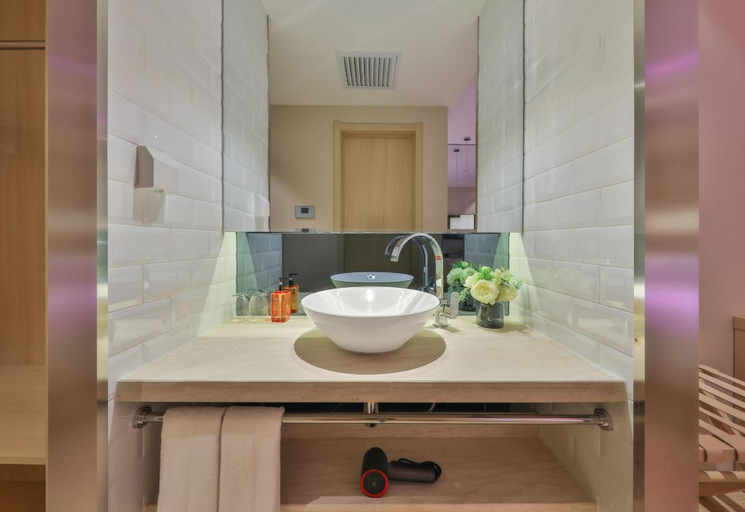 Bathroom 3, Orange Hotel (Xi'an Daming Palace store), Xi'an
