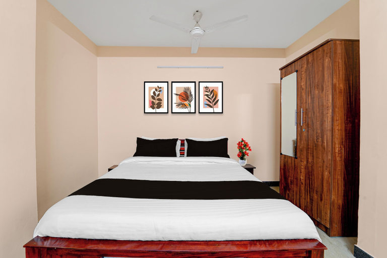 Room 3, Super Townhouse Saibaba Colony Bus, Coimbatore